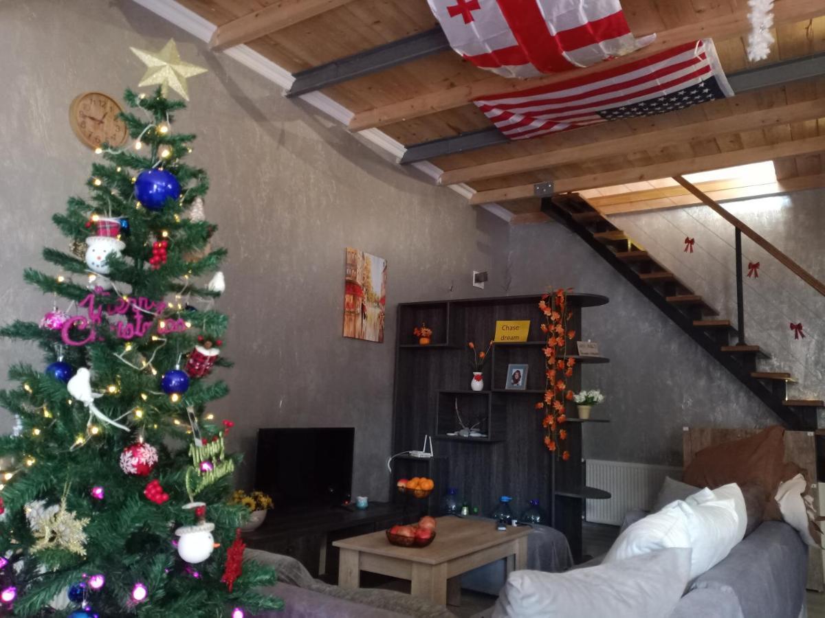 Chase Dream Hostel追梦空间 Batum Dış mekan fotoğraf